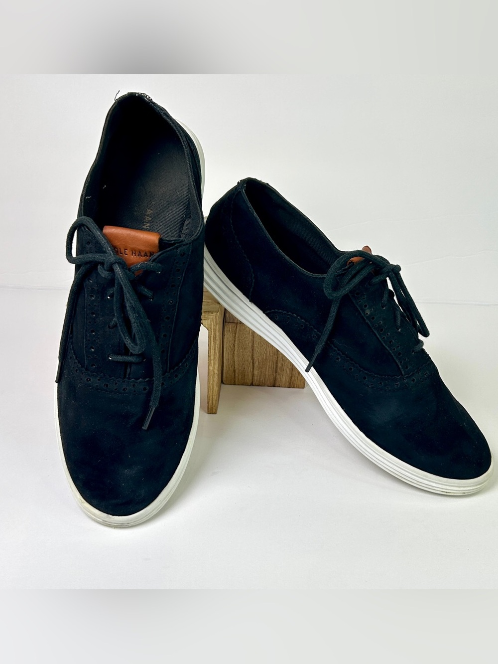 Cole Haan Ella Grand Ox II Black Suede Oxford Sneakers Women’s 8C